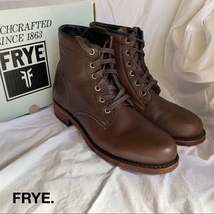 SOLD 🖤 FRYE 〰️ BROWN ARKANSAS BOOT